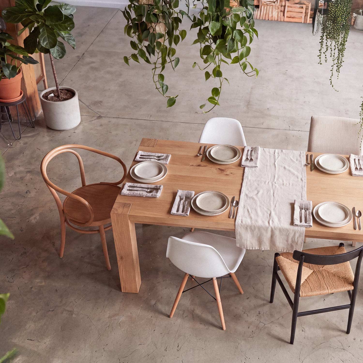 Atelier Table in context